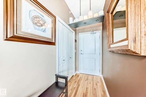 2006 10303 105 Street, Edmonton, AB - Indoor Photo Showing Other Room