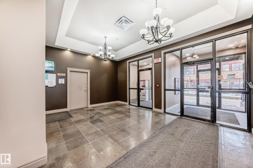 2006 10303 105 Street, Edmonton, AB - Indoor Photo Showing Other Room