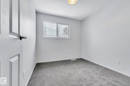 1281 Hooke Road, Edmonton, AB - Indoor Photo Showing Other Room