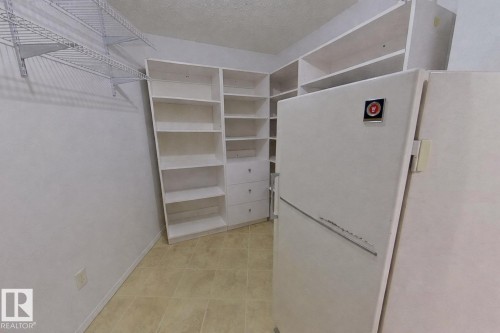 326 2903 Rabbit Hill Road, Edmonton, AB - Indoor With Storage