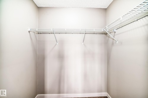 3834 Allan Drive, Edmonton, AB - Indoor With Storage