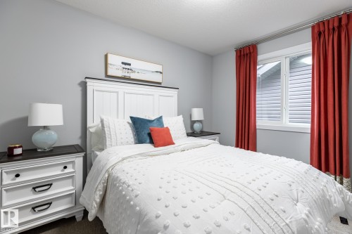 19424 26 Avenue, Edmonton, AB - Indoor Photo Showing Bedroom