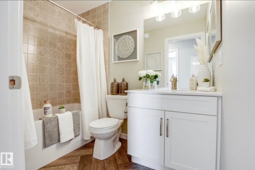 2356 Muckleplum Way, Edmonton, AB - Indoor Photo Showing Bathroom