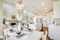 2356 MUCKLEPLUM Way  Edmonton, AB T6X 3J9