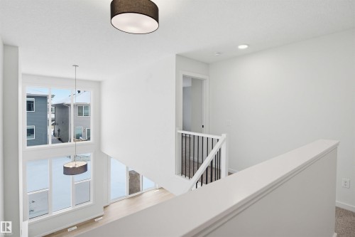 2535 211 Street, Edmonton, AB - Indoor Photo Showing Other Room
