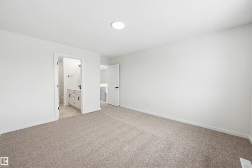 2535 211 Street, Edmonton, AB - Indoor Photo Showing Other Room