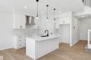 2535 211 Street, Edmonton, AB  - Indoor Photo Showing Kitchen With Upgraded Kitchen 