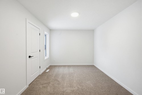 2535 211 Street, Edmonton, AB - Indoor Photo Showing Other Room