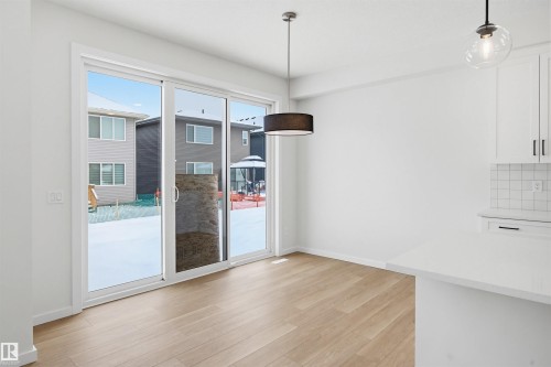 2535 211 Street, Edmonton, AB - Indoor
