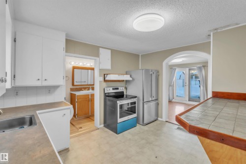 5309 51 Avenue, Cold Lake, AB - Indoor Photo Showing Kitchen