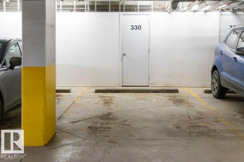 107 2045 Grantham Court, Edmonton, AB - Indoor Photo Showing Other Room