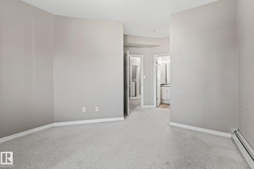 303 10118 95 Street, Edmonton, AB - Indoor Photo Showing Other Room