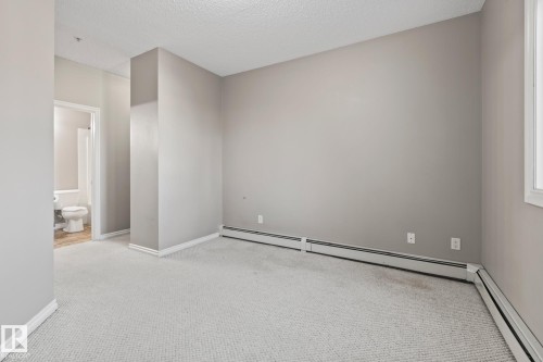303 10118 95 Street, Edmonton, AB - Indoor Photo Showing Other Room