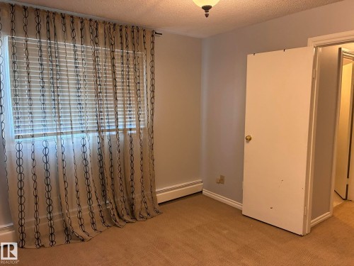 17 10721 116 Street, Edmonton, AB - Indoor Photo Showing Other Room