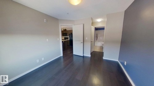 234 5515 7 Avenue, Edmonton, AB - Indoor Photo Showing Other Room