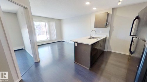 234 5515 7 Avenue, Edmonton, AB - Indoor Photo Showing Kitchen With Double Sink