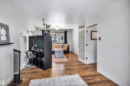 12237 47 Street, Edmonton, AB - Indoor