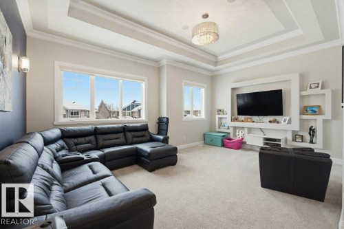 2603 Bluejay Close, Edmonton, AB - Indoor Photo Showing Living Room