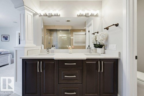 2603 Bluejay Close, Edmonton, AB - Indoor Photo Showing Bathroom