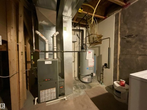 33 9350 211 Street, Edmonton, AB - Indoor Photo Showing Basement