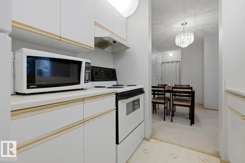 316 9620 174 Street, Edmonton, AB - Indoor Photo Showing Kitchen