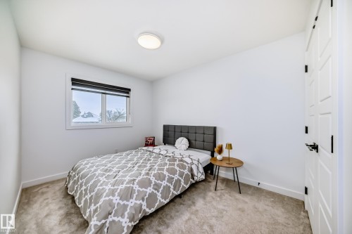 563 Kleins Cr, Leduc, AB - Indoor Photo Showing Bedroom