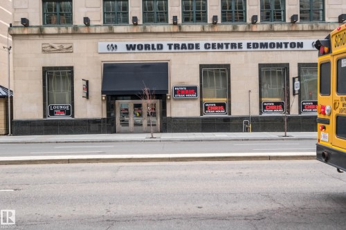 1205 10024 Jasper Avenue, Edmonton, AB - Outdoor