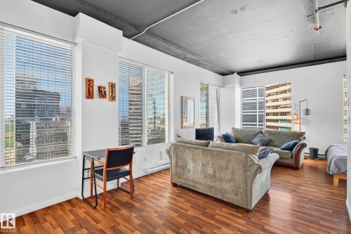 1205 10024 Jasper Avenue, Edmonton, AB - Indoor Photo Showing Other Room