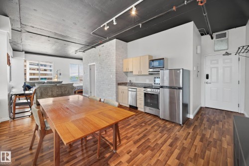 1205 10024 Jasper Avenue, Edmonton, AB - Indoor