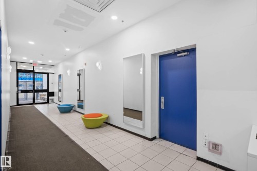 1205 10024 Jasper Avenue, Edmonton, AB - Indoor Photo Showing Other Room