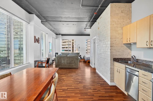 1205 10024 Jasper Avenue, Edmonton, AB - Indoor