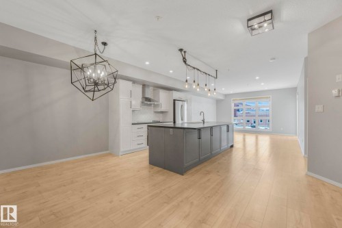 228 10407 122 Street, Edmonton, AB - Indoor Photo Showing Kitchen