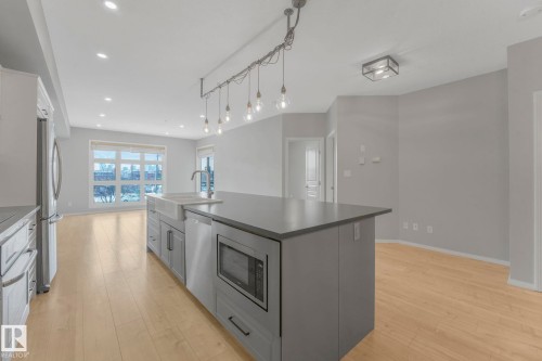 228 10407 122 Street, Edmonton, AB - Indoor Photo Showing Kitchen With Upgraded Kitchen