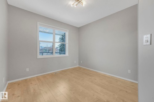 228 10407 122 Street, Edmonton, AB - Indoor Photo Showing Other Room