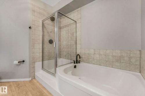 228 10407 122 Street, Edmonton, AB - Indoor Photo Showing Bathroom
