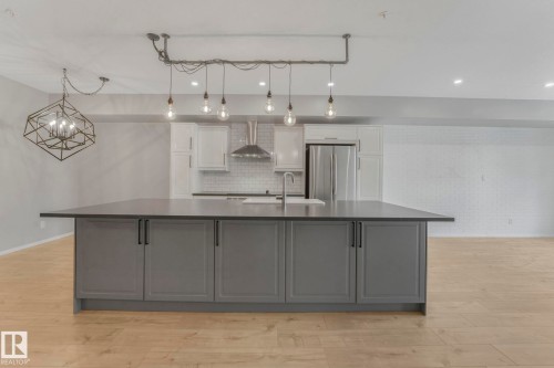 228 10407 122 Street, Edmonton, AB - Indoor Photo Showing Kitchen With Upgraded Kitchen
