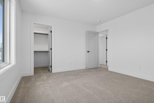 281 Paterson Link Link, Edmonton, AB - Indoor Photo Showing Other Room