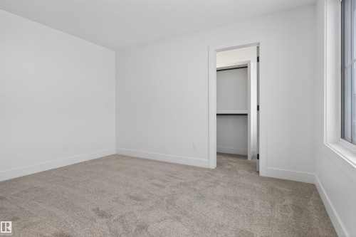 281 Paterson Link Link, Edmonton, AB - Indoor Photo Showing Other Room