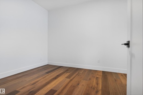 281 Paterson Link Link, Edmonton, AB - Indoor Photo Showing Other Room