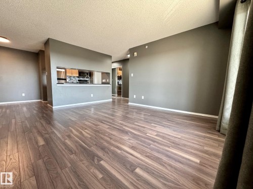 516 2430 Guardian Road, Edmonton, AB - Indoor