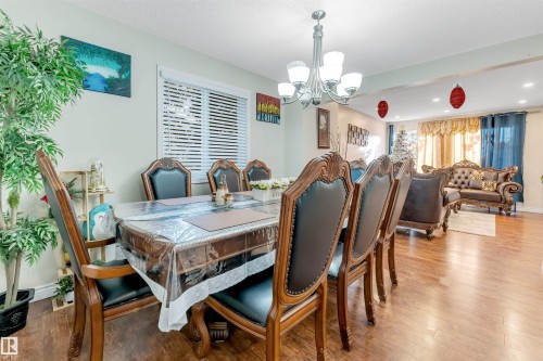 18404 97A Avenue, Edmonton, AB - Indoor Photo Showing Dining Room