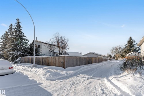 View of snowy yard - 18404 97A Avenue, Edmonton, AB - Outdoor