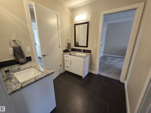 4116 Summerland Drive, Sherwood Park, AB - Indoor Photo Showing Bathroom