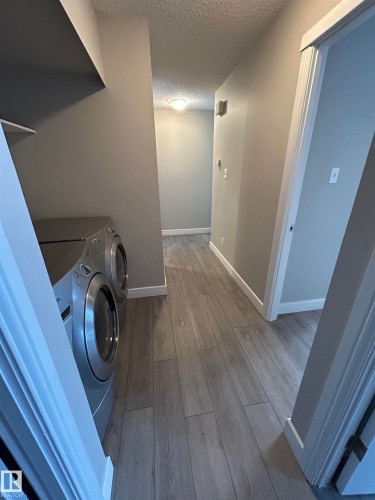 53 14620 26 Street, Edmonton, AB - Indoor Photo Showing Laundry Room