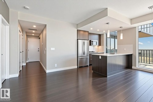 3301 10180 103 Street, Edmonton, AB - Indoor Photo Showing Kitchen