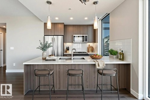 3301 10180 103 Street, Edmonton, AB - Indoor Photo Showing Kitchen With Upgraded Kitchen