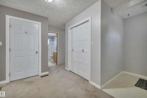 124 Arlington Drive, St. Albert, AB - Indoor Photo Showing Other Room