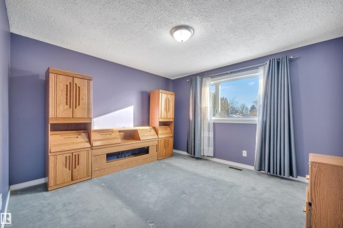 124 Arlington Drive, St. Albert, AB - Indoor