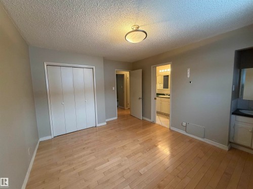 11914 40 Street, Edmonton, AB - Indoor Photo Showing Other Room