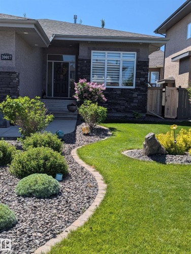 20017 128A Avenue, Edmonton, AB - Outdoor